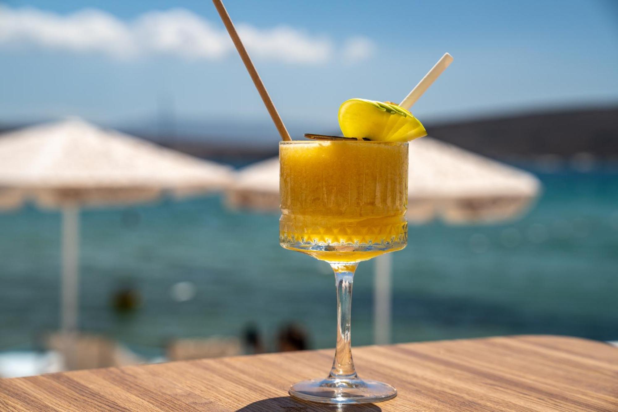 Cocos The Club Solto Hotel Алакати Екстериор снимка